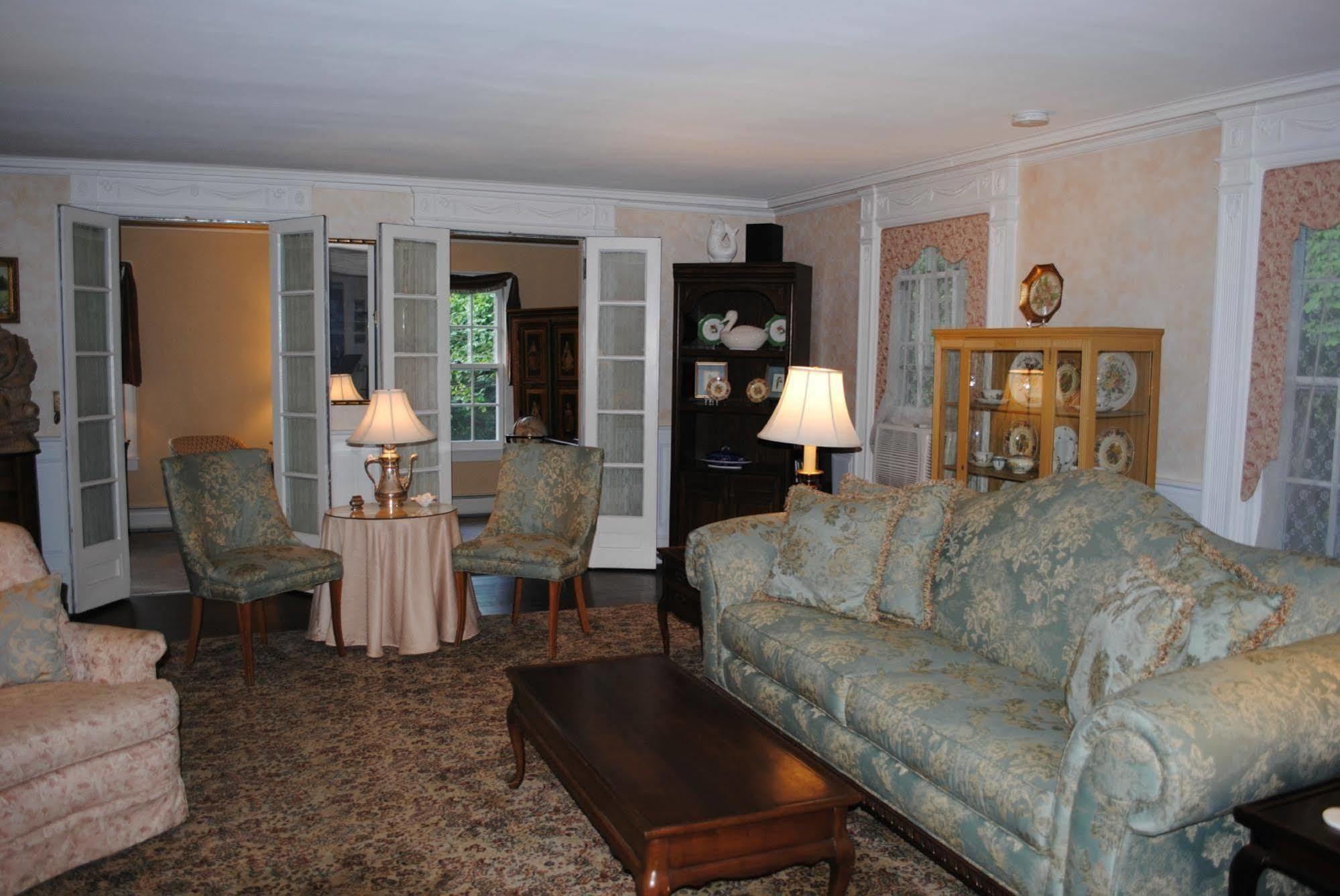 The Inn At Stockbridge Extérieur photo